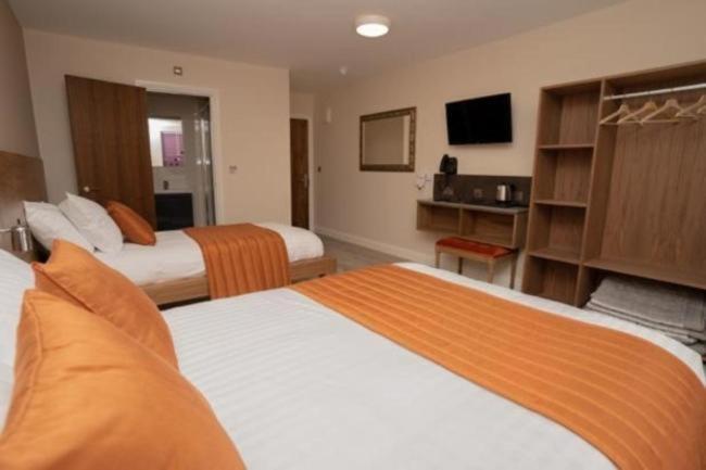 Eagle Hotel Luton Airport Ngoại thất bức ảnh